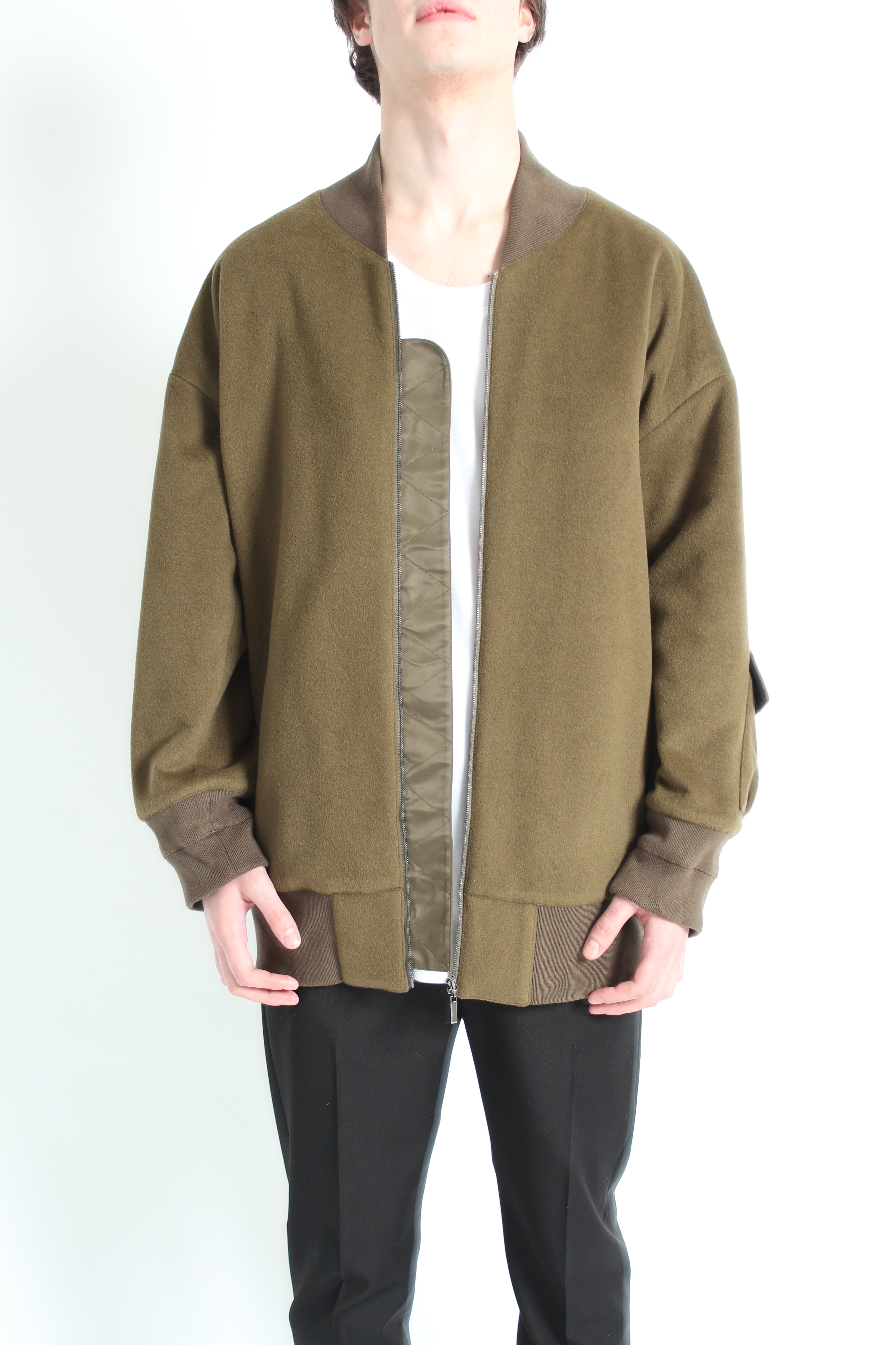 LB16AW-BL01