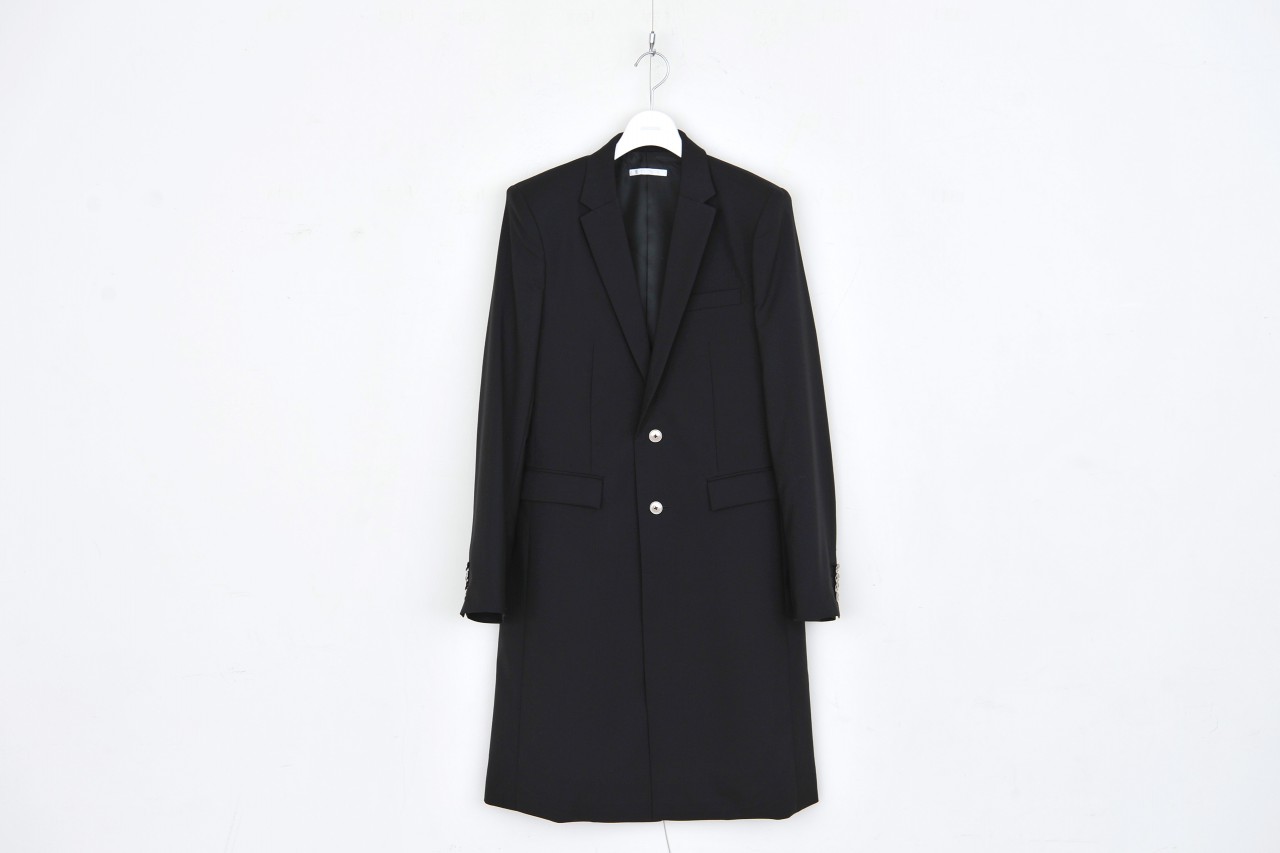 D005-B : BLACK